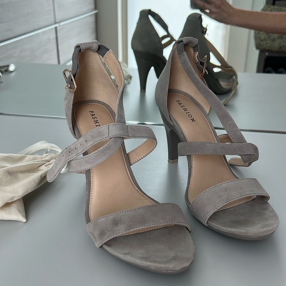 Pashion Footwear Shoes - Grey Pashion heels size 8.5 with interchangeable flat shoe insert